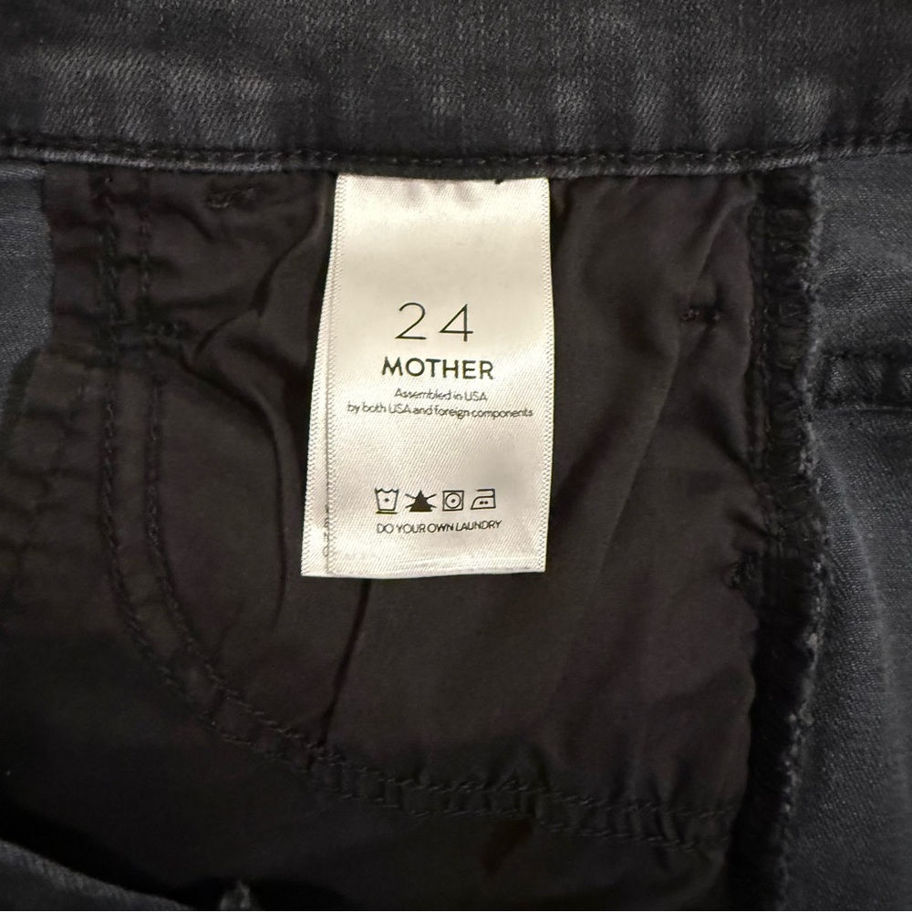 MOTHER The Hustler Ankle Fray Jeans 24 Lighting Up Lanterns Faded Black - Picture 3 of 6